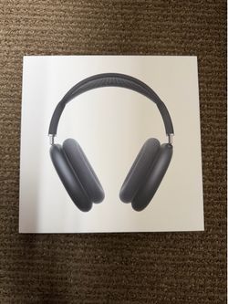 AirPods Max with Smart Case
