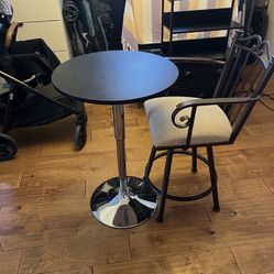 Table & Chair 