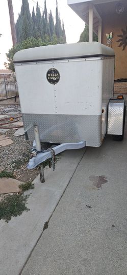 2005 enclosed Cargo trailer