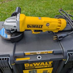 New!! Dewalt 120 volt 4.5 in 11 amp angle grinder with new grinding disc and reversible handle. Thanks for looking. Check out my other items for sale.
