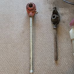 Pipe Threaders