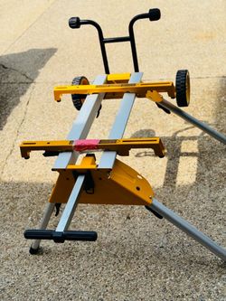 DEWALT 33 lbs. Heavy Duty Rolling Table Saw Stand with Quick-Connect Stand Brackets with 200lbs. Capacity
