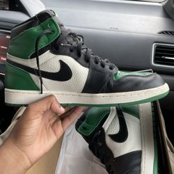 Pine Green Jordan 1s