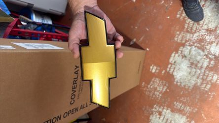 Chevy Bow Tie Emblem New