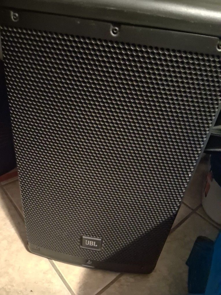 Good Jbl Speaker 12inch In A 15inch Markie All For Sales