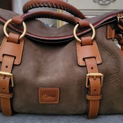 Dooney And Bourke Purse