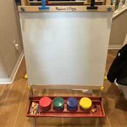 Melissa & Doug kids Easel
