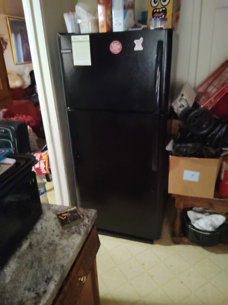 Refrigerator