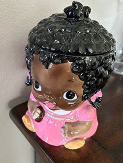 Vintage cookie jar