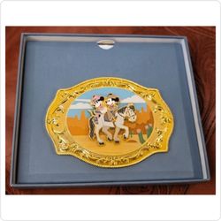 ​🤠 Limited Edition Loungefly Disney Western Mickey & Minnie Belt Buckle Pin
​Rare Disney Mickey & Minnie Mouse Cowboy Collector Belt Buckle Enamel Pi