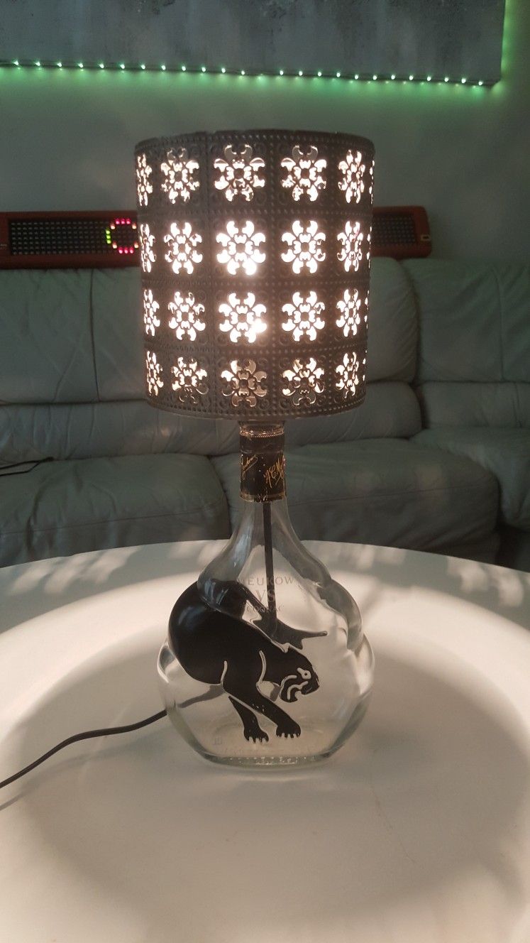 Rare Meukow LAMP