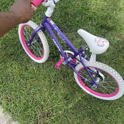 Girls Bike (3-4 years Old)