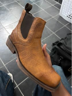 Ariat work boots never worn