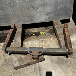 Trailer Hitch Jeep Wagoneer