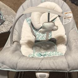 Bouncer & vibrating 3 In 1 Chair 