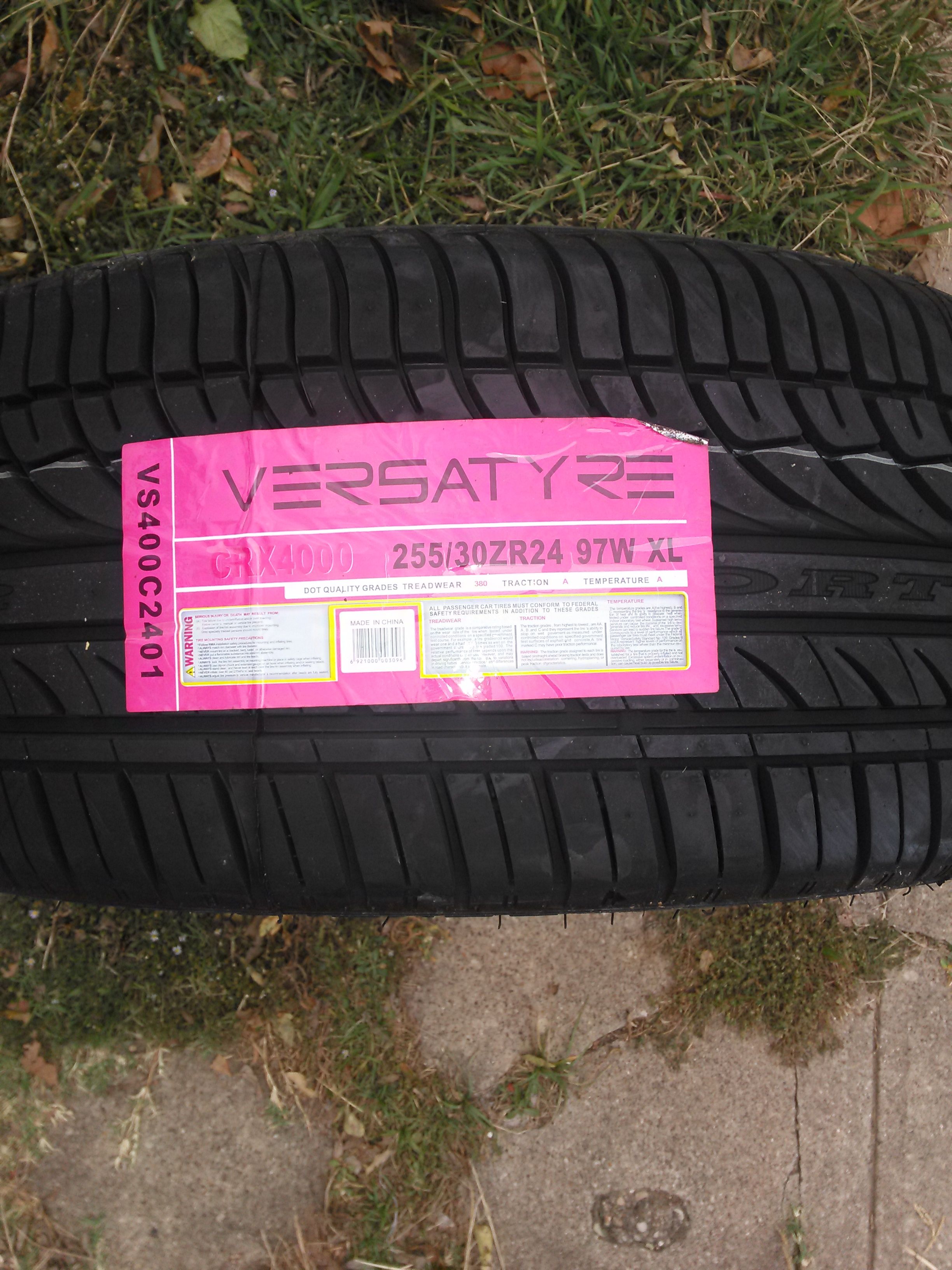 24inch tire 255/30ZR24 97W XL Will deliver for tip.lol