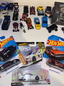 Hot wheels skylines