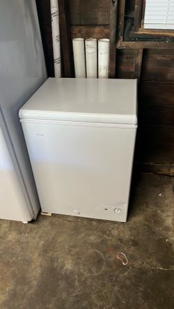 Vissani chest freezer