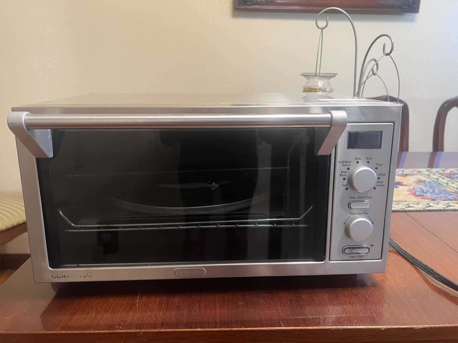 DeLonghi Digital Convection Oven / Broiler