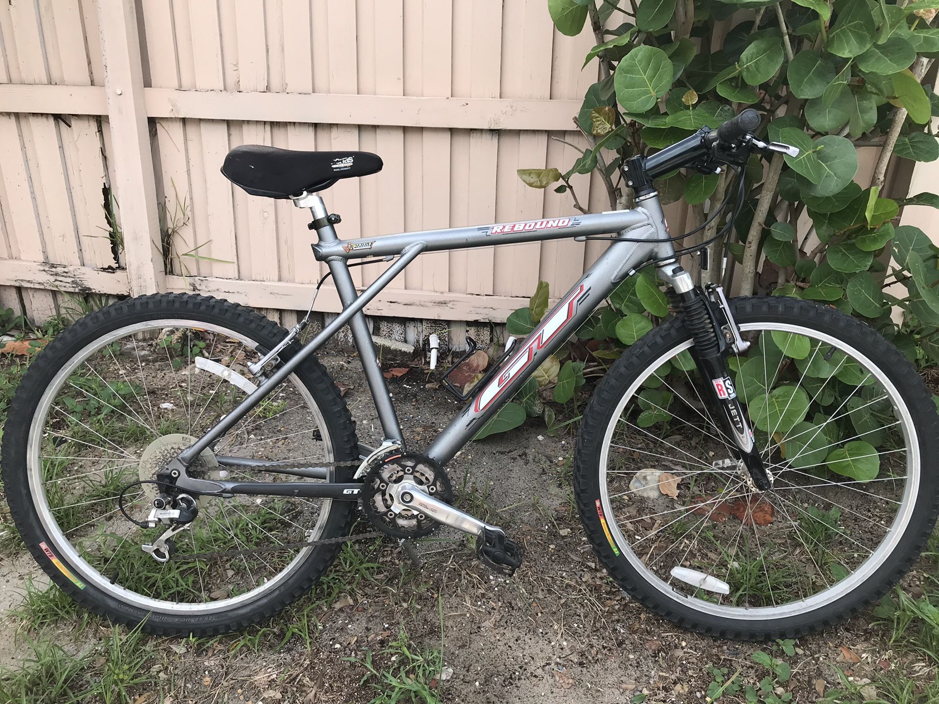 Gt rebound mountain bike 26” wheels for Sale in Palm Harbor, FL OfferUp