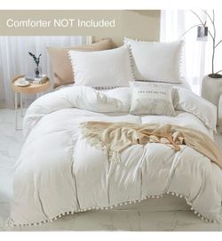 Pom Pom Duvet Cover Set – Queen Size (3 Pieces) – $20
