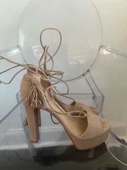 Micheal Kors lace up heels