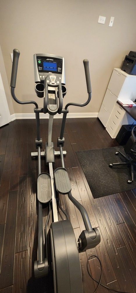Elliptical LIFE FITNESS X3 Go Console