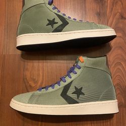 Converse size 7.5