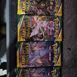 4x Evolving Skies Booster Packs 