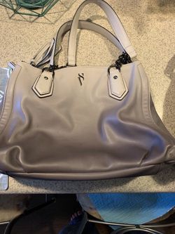 Vera Wang Purse Barely Used