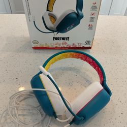 Brand New Fortnite Nintendo Switch Wired Headset
