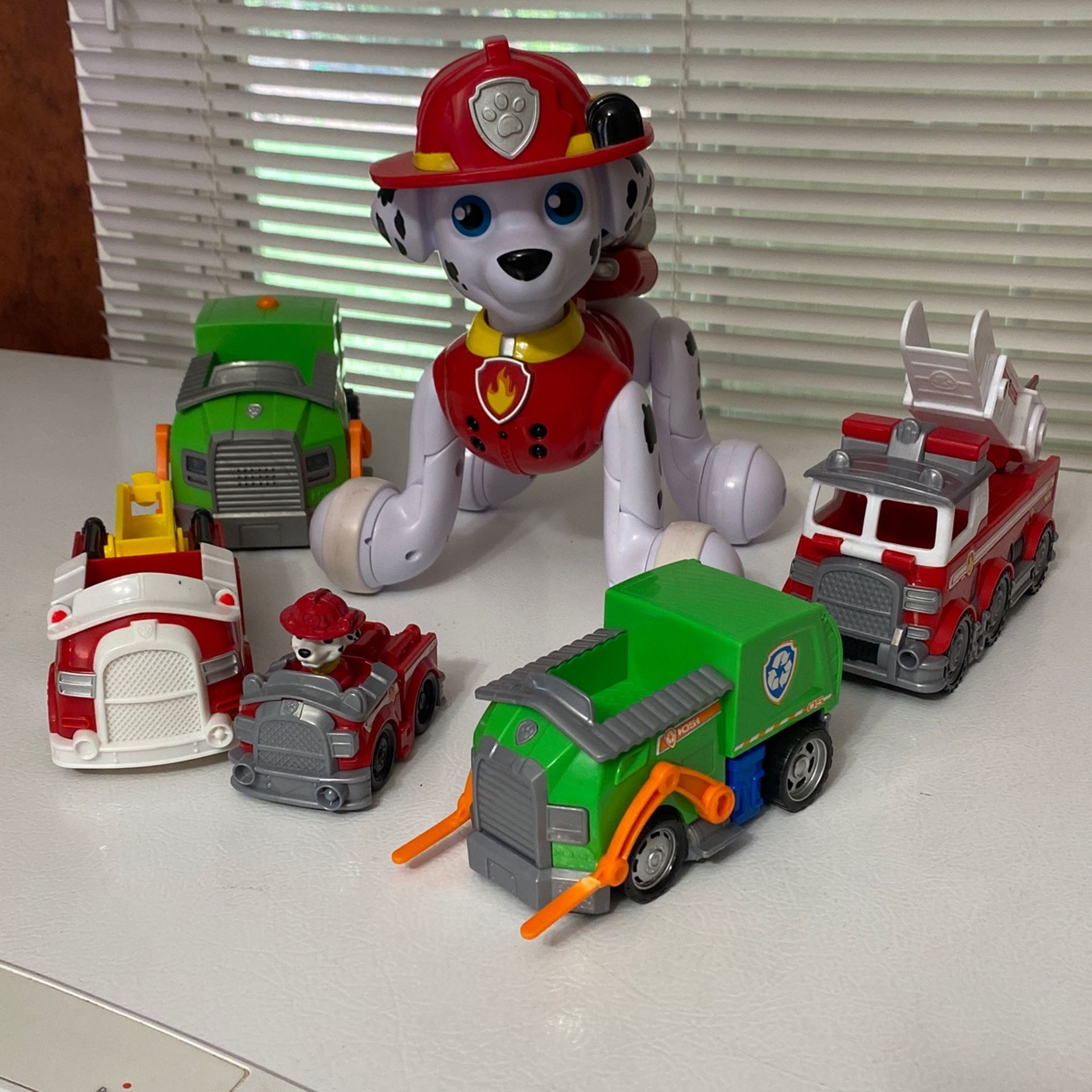 ZOOMER MARSHALL Paw Patrol FIRE FIGHTERS ROBOT TOY Pawpatrol Toy Sets