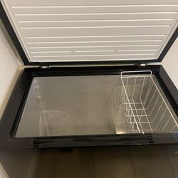 Deep freezer 