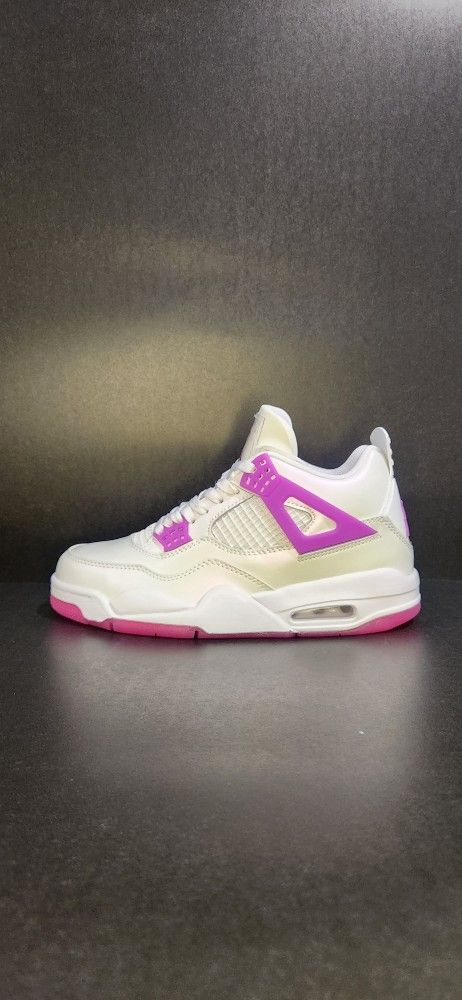 Air Jordan Retro 4 White Hyper Violet Size 7
