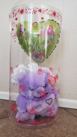 17 x 8.5" Mother's Day doll & balloon
