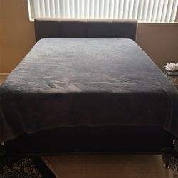 Queen Size Temperpedic Bed