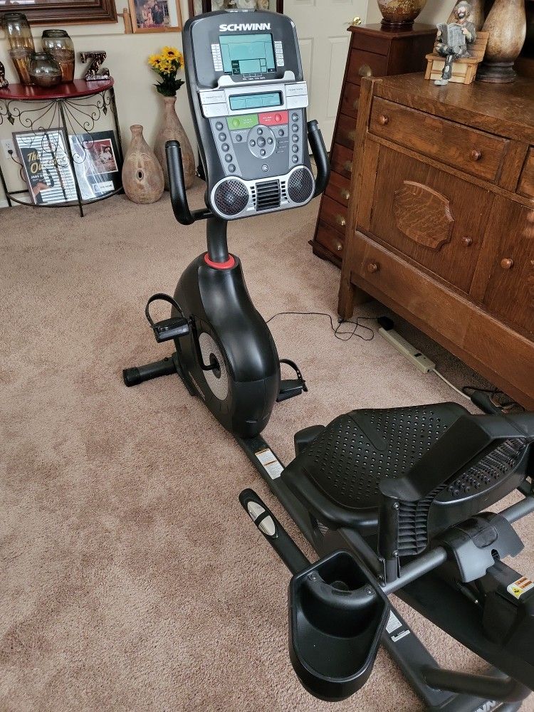 Schwinn Journey 2.0 Excercise Bike for Sale in Queen Creek, AZ OfferUp