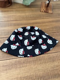 Hello kitty bucket hat