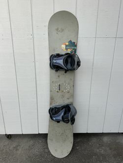 Burton Charger 156cm Snowboard With Large Bindings