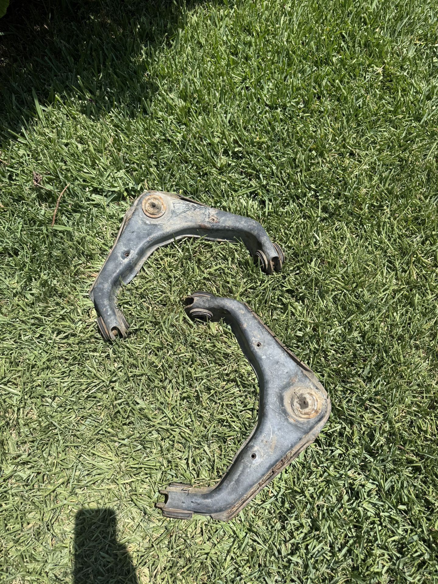 01-10 2500 Upper Control Arms