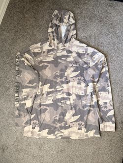 Salty Crew Camo Hooded Long Sleeve Shirt XL - Fits Like Large