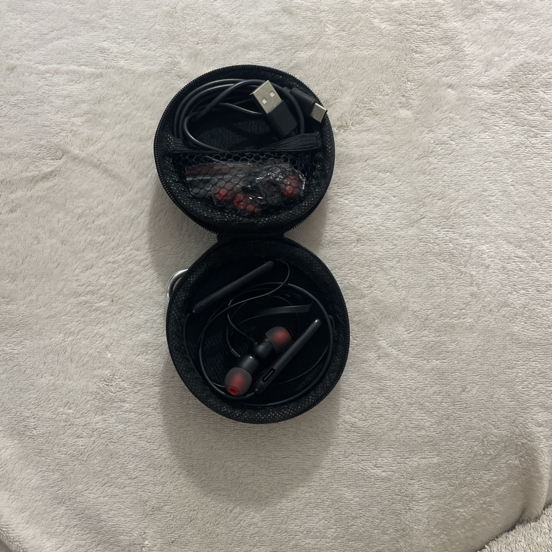 Beats Flex Wireless Buds