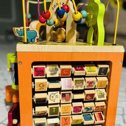 B. toys Wooden Activity Cube - Zany Zoo