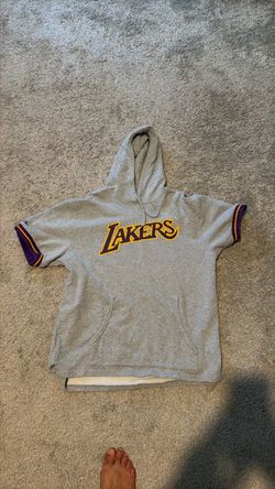 Mitchell & Ness Men’s Lakers short sleeve hoodie