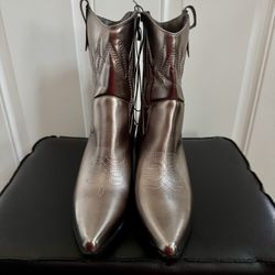 Brand New Cute Silver Cowboy style boots - Size 8 1/2