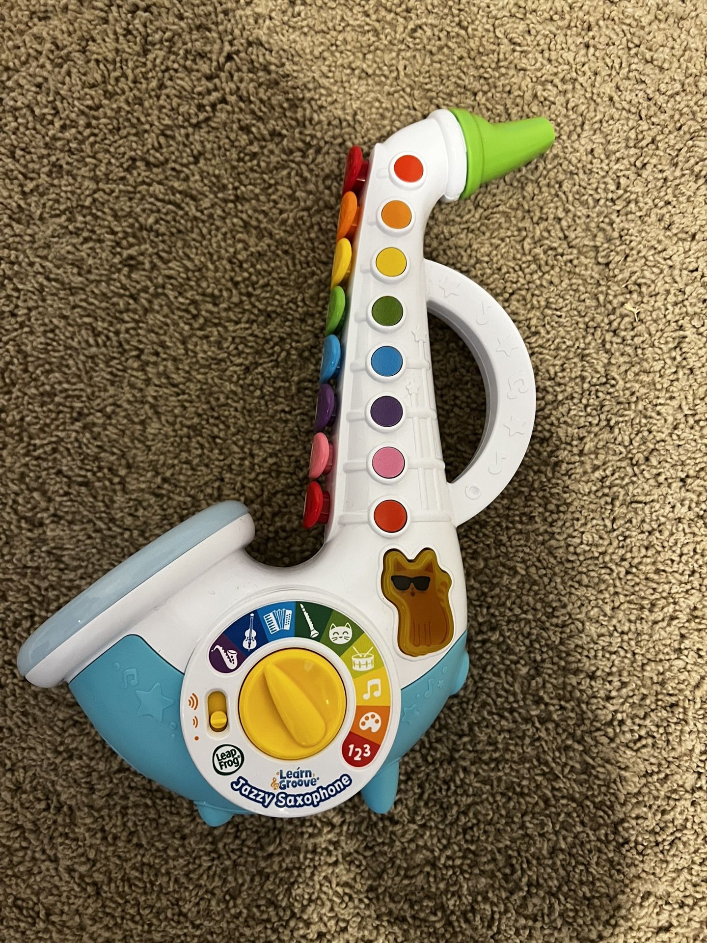 LeapFrog Learn and Groove Jazzy Saxophone Musical Toy for Toddlers
