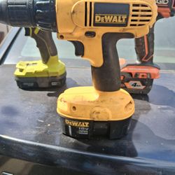 DEWALT DEWALT 18-VOLT NICAD DRILL