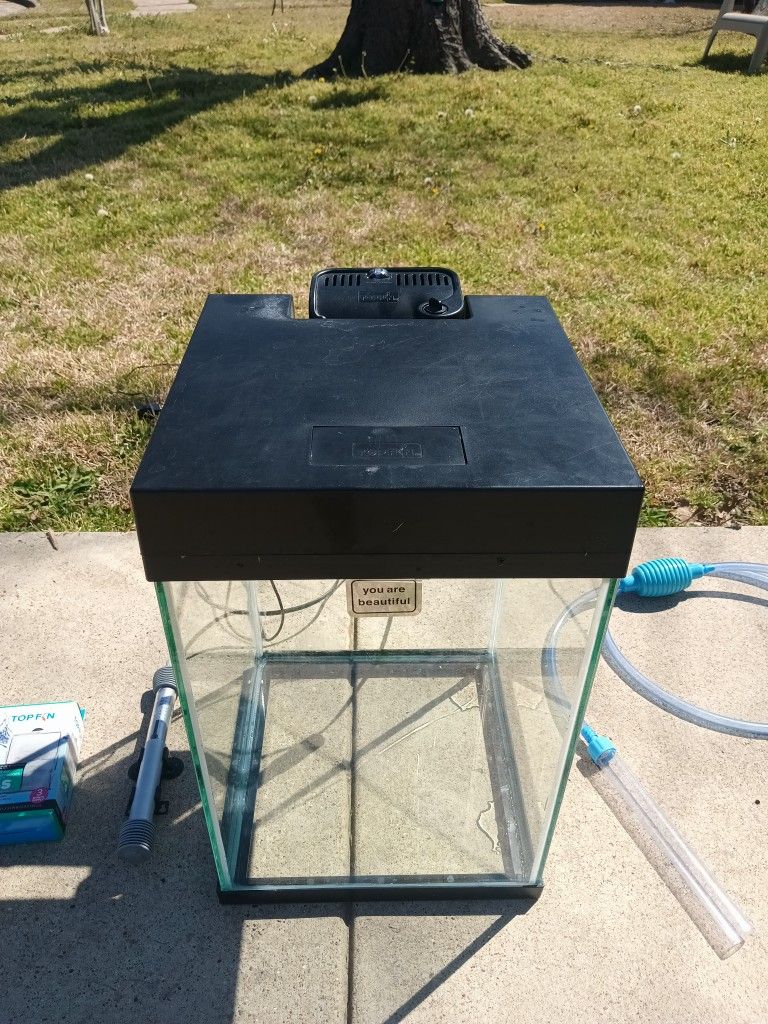 10 Gallon Fish Tank