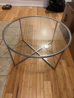 Living room coffee table-Glass