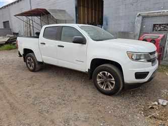 2019 Chevrolet Colorado 4 door crew cab